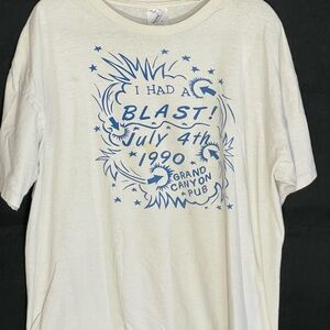 Vintage 90’s White Graphic T-Shirt with Blue Print